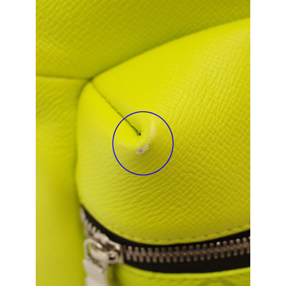 Louis Vuitton Discovery Taiga Backpack - Picture 6 of 9